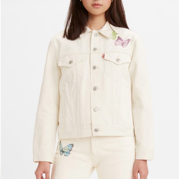 Cropped butterfly jacket